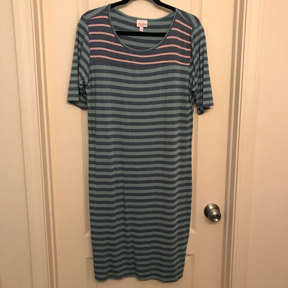 LuLaRoe XL Striped Julia